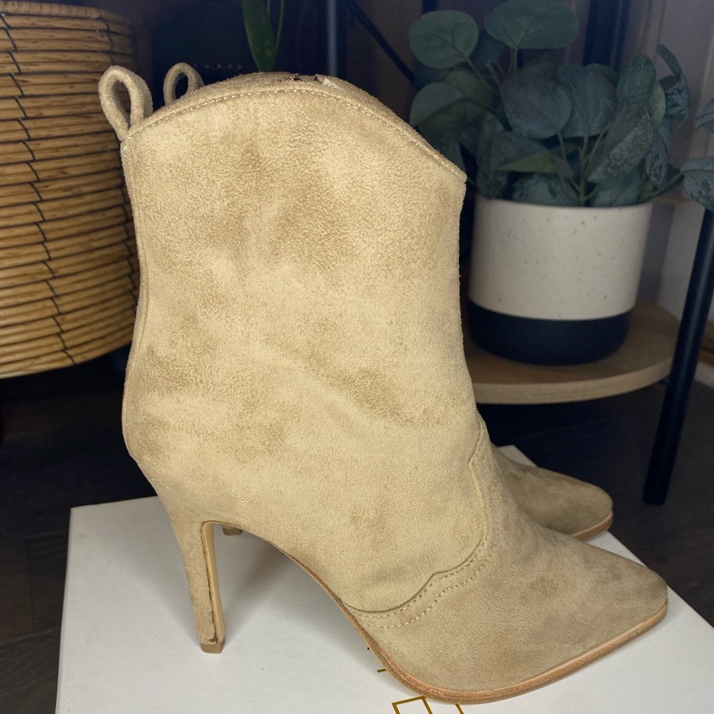 RAYE - Nashville Bootie in Tan sz 7 - Picture 4 of 9